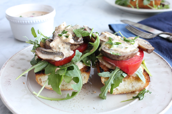 Mushroom_Lettuce_Tomato Toast with Rémoulade | HipFoodieMom.com