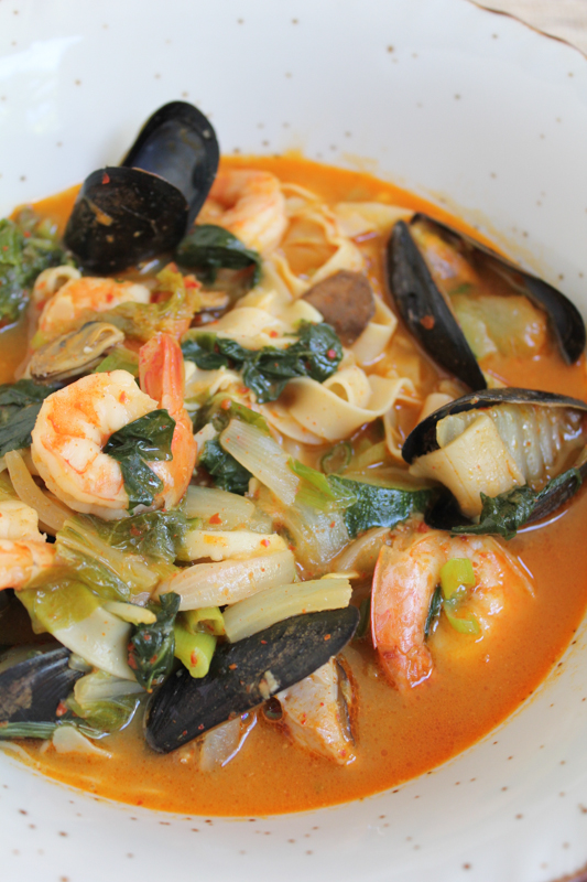 Jjamppong: Spicy Seafood Noodle Soup • Hip Foodie Mom