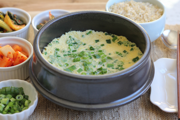 korean steamed eggs for
