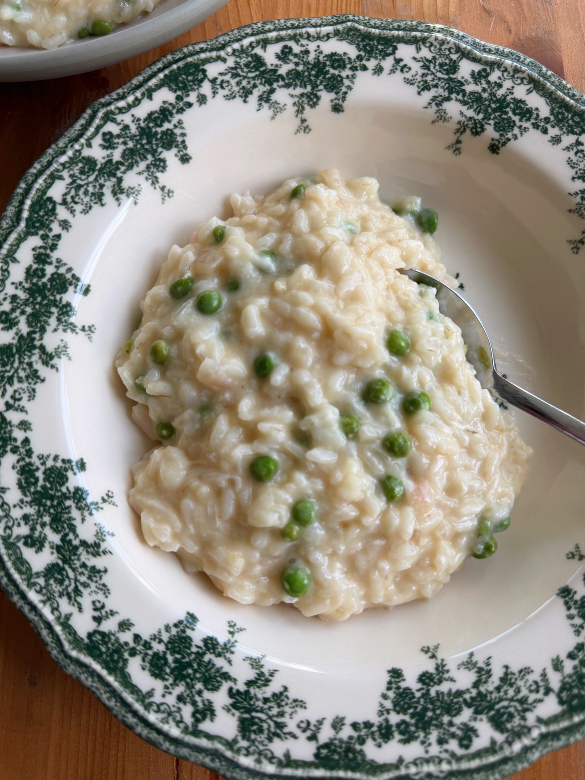 Risotto with Peas, Parmesan and Mozzarella!! So delicious and comforting and although it takes a little time, absolutely worth it!