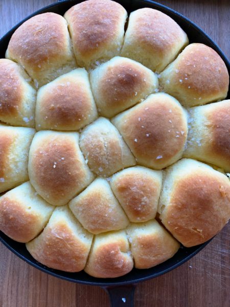 Rapid Dinner Rolls that only require a 20 minute rise? I'm in! These dinner rolls are so delicious! We hope you try the recipe! 