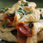 So Simple Pizza Puffs for 5 Ingredients Or Less #SundaySupper