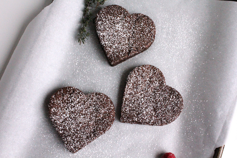 Flourless chocolate cakes for those you love on Valentine's Day!