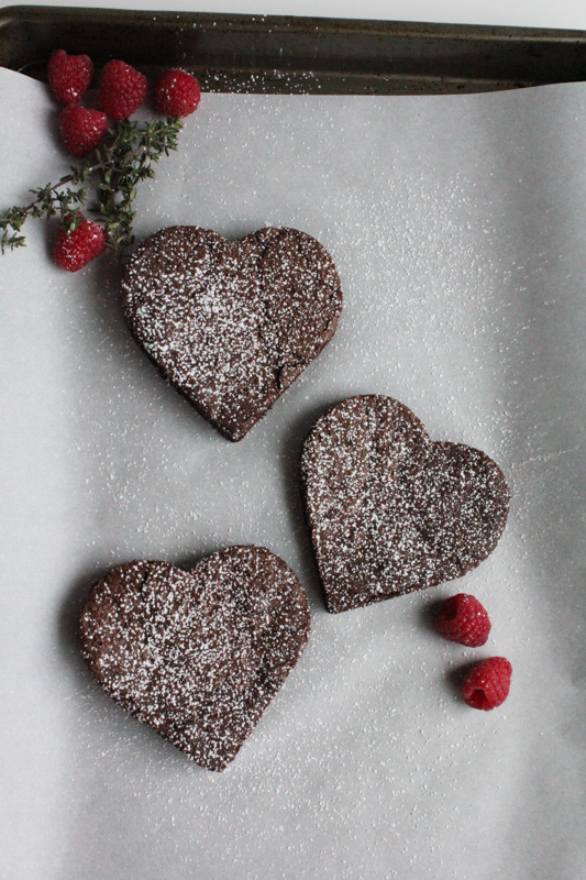 Flourless chocolate cakes for those you love on Valentine's Day! #valentinesday