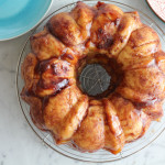 Got fresh peaches? Try my Delicious Cinnamon Peach Monkey Bread!!! You've got to try this!
