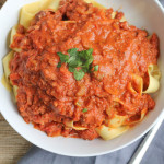 Slow Cooker Bolognese Sauce with Pappardelle for @GalloFamily #SundaySupper