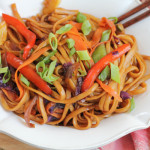 bowl of vegetable lo mein