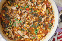 pot of white bean chicken chili