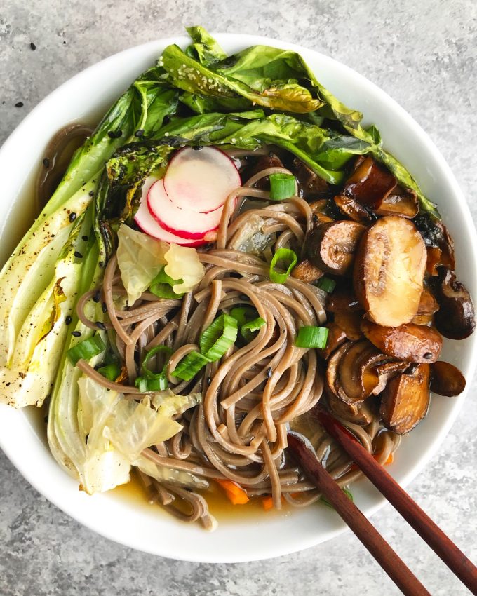 asian soba noodle broth bowls for #sundaysupper