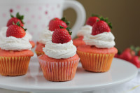 Strawberry Cupcakes for #CookForTheCure