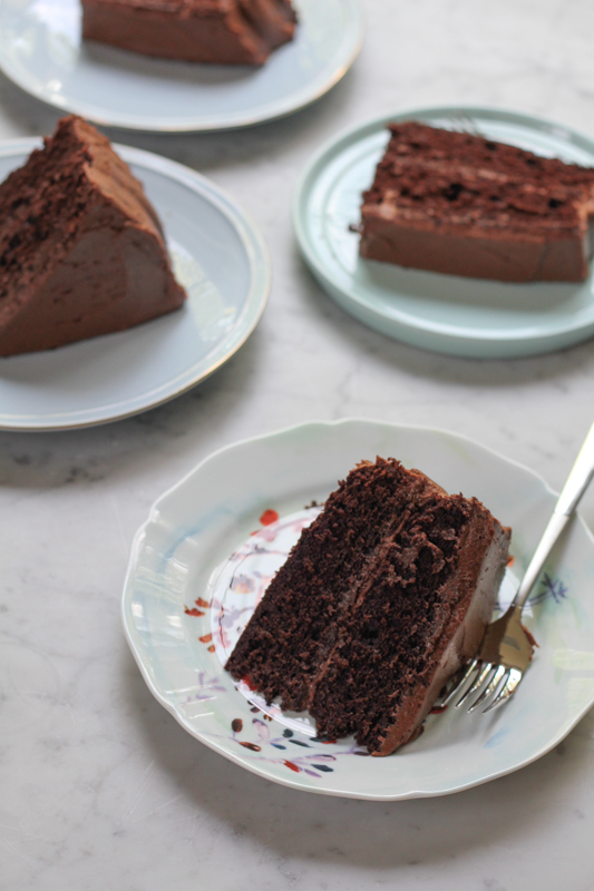 sour cream chocolate cake