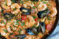 pan of seafood paella