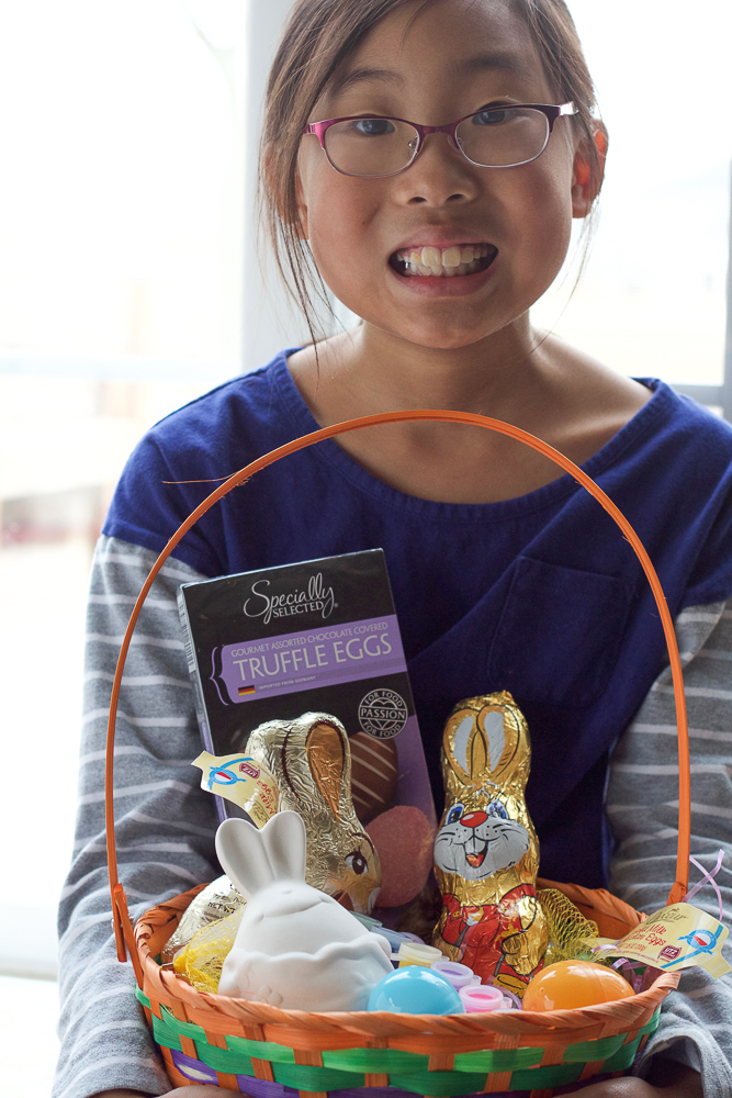 Easter Basket of Goodies! Pick up all of your Easter essentials at your local ALDI and everything you need to make some great Easter baskets. These are great for kids of all ages!