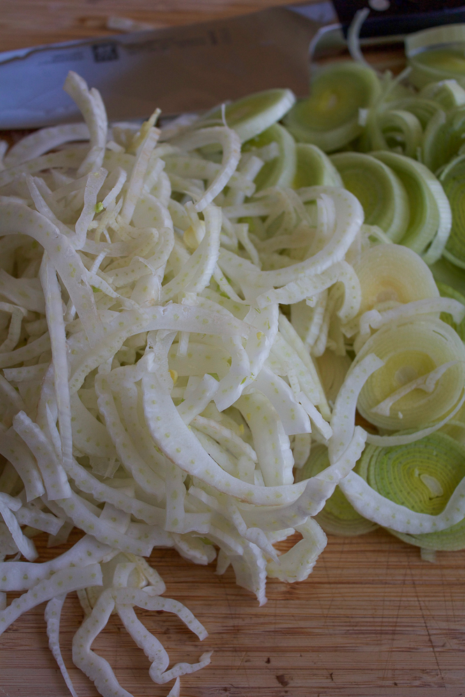 Leek Potato and Fennel Soup. This is comfort in a bowl. Fresh, light, filling and dairy free so you can go for that second bowl. 