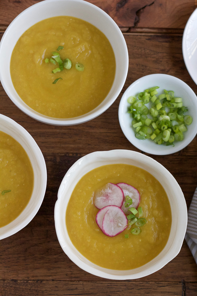 Leek Potato and Fennel Soup. This is comfort in a bowl. Fresh, light, filling and dairy free so you can go for that second bowl. 