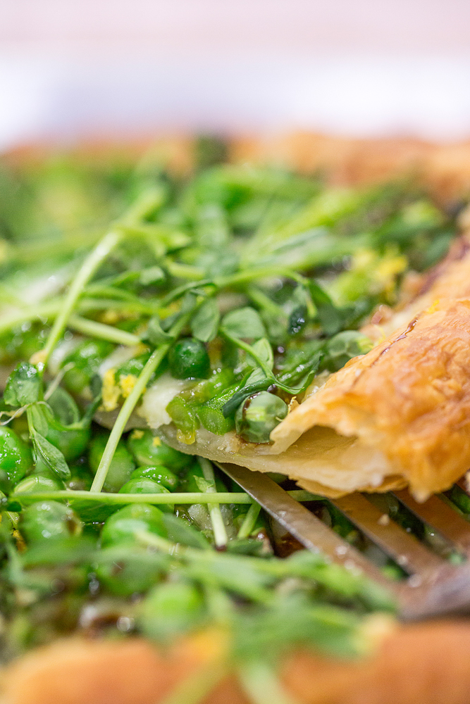 TODAY Show: TODAY Food Club member Alice Choi whips up a simple asparagus gruyere tart that is perfect for spring. -- April 25, 2016
