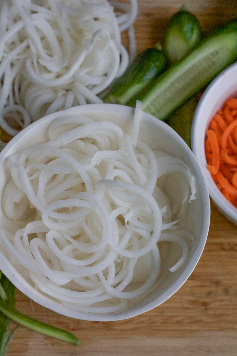 Sashimi Rice Bowl!!! If you thought making sushi at home was hard, keep reading! I'm starting a 4-part Sushi Series with KitchenAid and kicking it off with one of my favorites! My Sashimi Rice Bowl with Spiralized Vegetables! Making sushi at home is not as hard as you think!