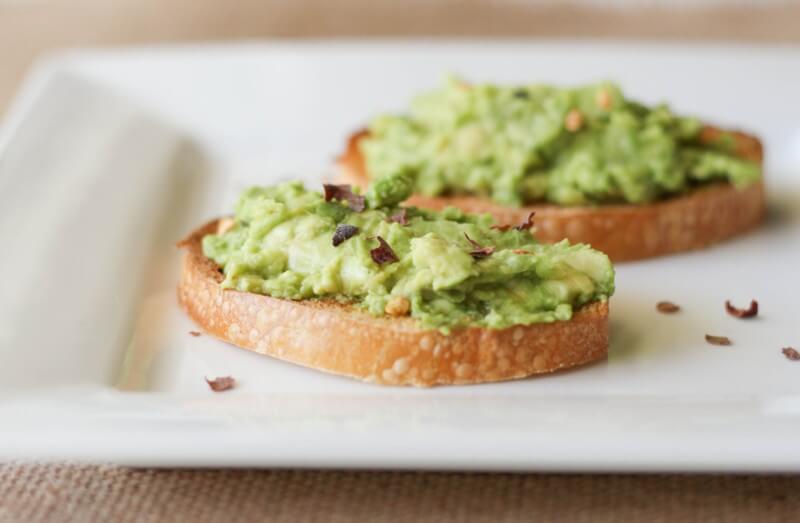 avocado-tartines