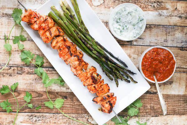 Healthy Weekly Meal Plan 7.23.16! A healthy weekly meal plan featuring a healthy chicken salad, grilled pork chops, Harissa Chicken Skewers with Herbed Yogurt Dipping Sauce and more!