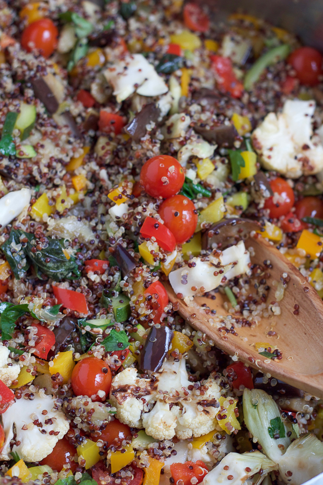 Healthy Weekly Meal Plan 7.23.16! A healthy weekly meal plan featuring a healthy chicken salad, grilled pork chops, Harissa Chicken Skewers with Herbed Yogurt Dipping Sauce and more!