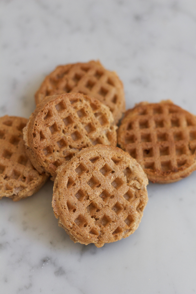 Mini Waffle Breakfast Sandwiches! Quick, easy to make and healthy! Made with Van's Mini Waffles, these are the perfect back to school breakfast to get kids (and adults) ready for the day!