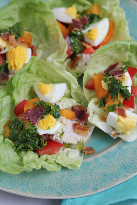Healthy Weekly Meal Plan 8.13.16! A healthy weekly meal plan featuring Summer flatbread, Cobb Salad Lettuce Wraps, a Thai black bean veggie burger and more!