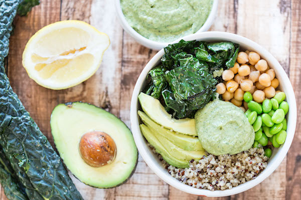 Healthy Weekly Meal Plan 9.10.16! A healthy weekly meal plan featuring Beef and Barley Stew, a Caprese Quinoa Salad, Green Goddess Quinoa Bowls and more!