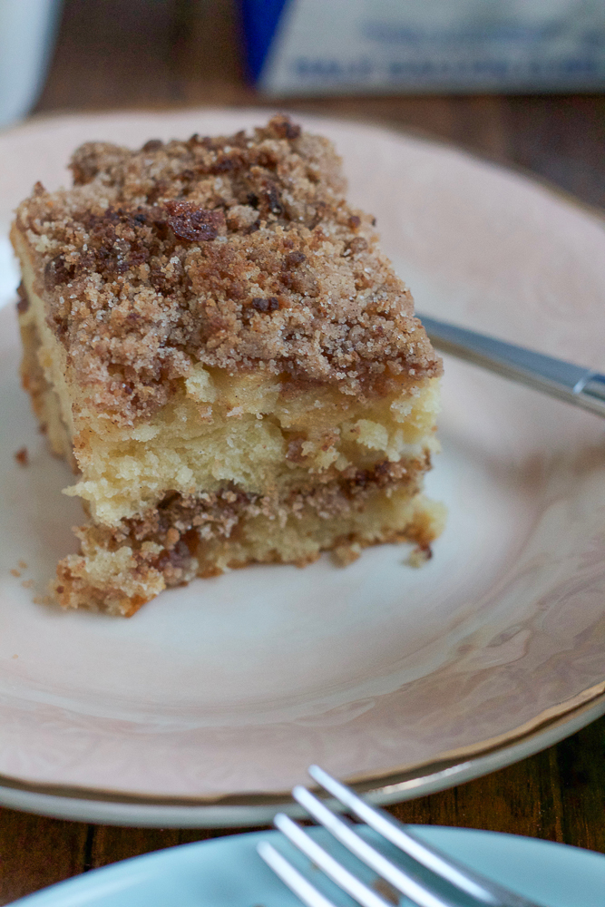 Apple Cinnamon Coffee Cake made with LACTAID&reg; Calcium Enriched Reduced Fat 2% Milk, so it&rsquo;s still delicious but easier to digest! And I'm sharing one of my favorite coffee recipes to drink with this cake! 