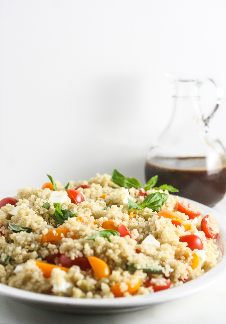 Healthy Weekly Meal Plan 9.10.16! A healthy weekly meal plan featuring Beef and Barley Stew, a Caprese Quinoa Salad, Green Goddess Quinoa Bowls and more!