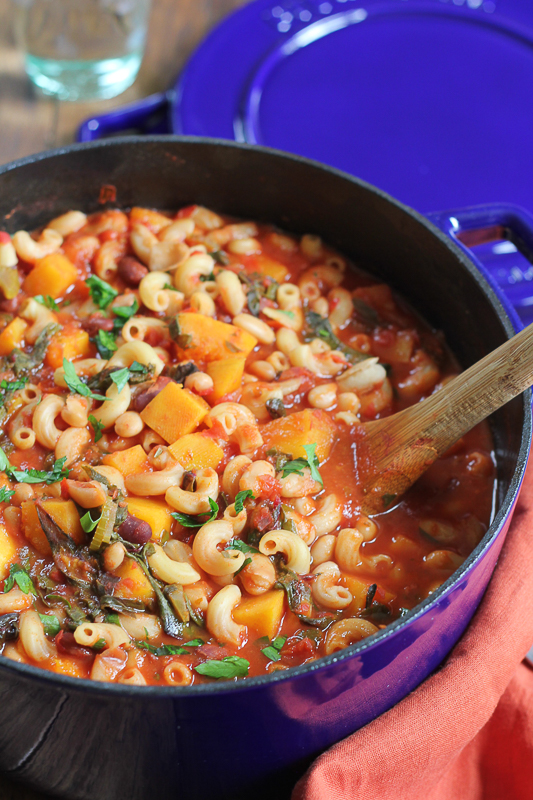 Healthy Weekly Meal Plan 9.24.16! A healthy weekly meal plan featuring Butternut Squash and Bacon Macaroni and Cheese, Skillet Fajita Chicken and Rice, my Vegetarian Pasta e Fagioli and more!