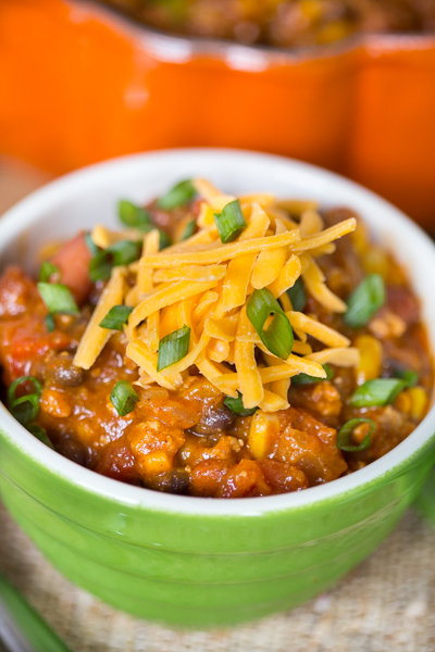 Healthy Weekly Meal Plan 10.1.16! Fall is finally here, hooray! A healthy weekly meal plan featuring Butternut Squash, Leek and Gruyere Galette, Chicken Black Bean Pumpkin Chili, Leek and Potato Soup and more!