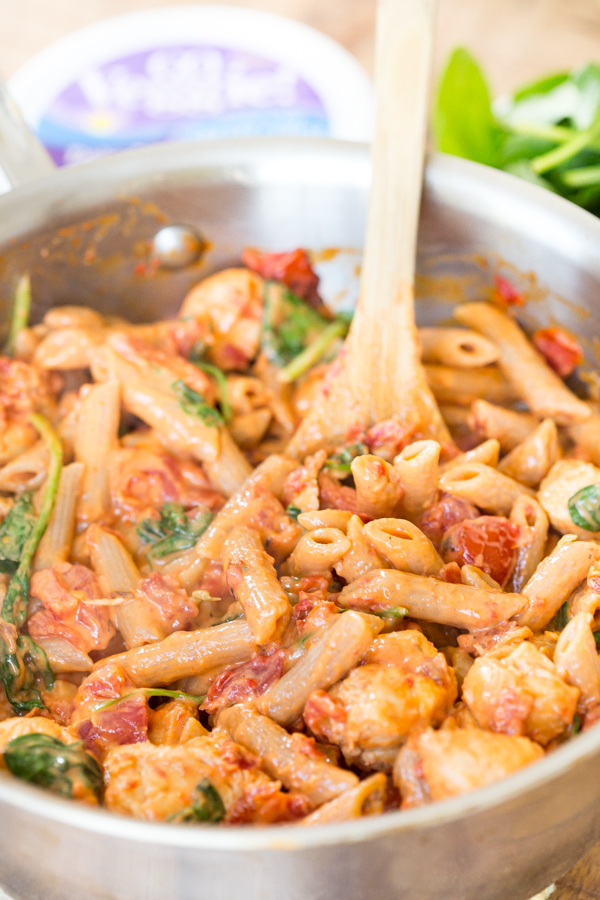 Healthy Weekly Meal Plan 10.15.16! Fall is here in full swing! A healthy weekly meal plan featuring Ratatouille Lasagna, Creamy Sundried Tomato and Chicken Pasta, Roasted Autumn Squash Soup, Whole Grain Pasta with White Beans and Tomatoes and more!