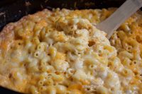 Slow Cooker Mac and Cheese