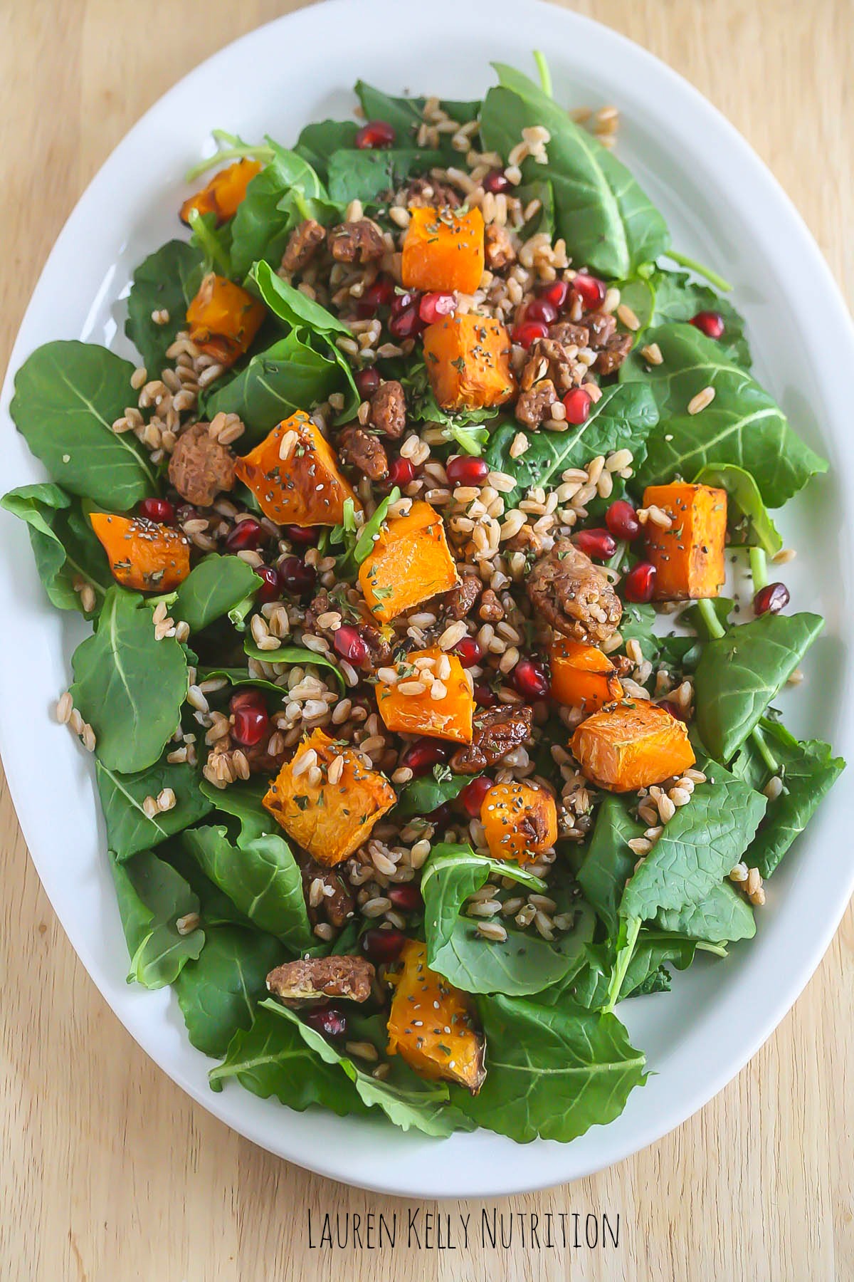Healthy Weekly Meal Plan 11.26.16! A healthy weekly meal plan featuring a Winter Kale Salad with Butternut Squash, Persimmon and Spinach Salad, a Spinach Mushroom Artichoke Galette and more!