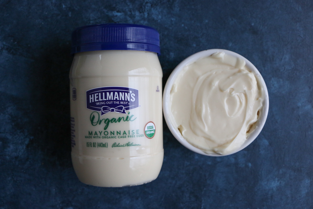 Mediterranean Veggie Wraps made with fresh veggies like spinach, bell peppers, cucumbers and red onions, and Hellmann&rsquo;s Organic Mayonnaise. So easy to make and delicious! #ad