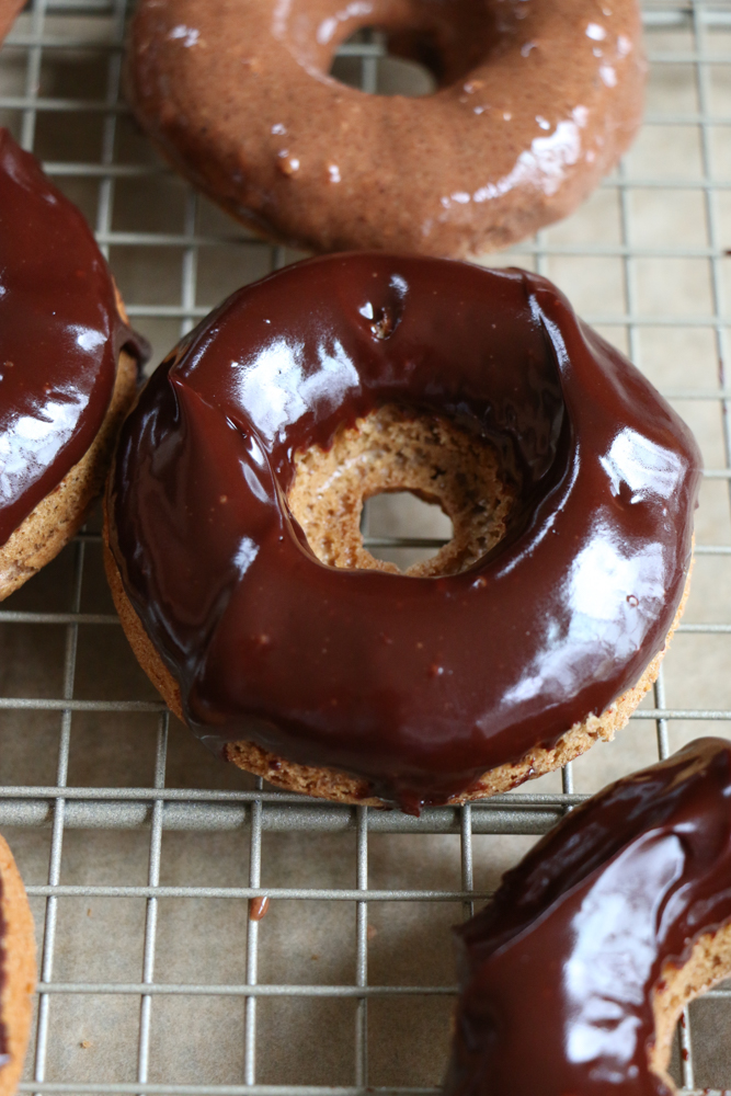 Breakfast Blender Doughnuts + A Giveaway! Healthy breakfast doughnuts made in your blender! Fluffy on the inside and tender on the outside and packed with protein! Top these with vegan chocolate ganache, chocolate hazelnut spread or coconut butter glaze!
