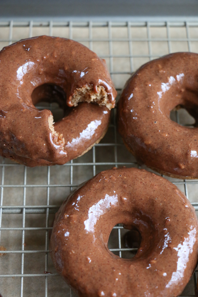 Breakfast Blender Doughnuts + A Giveaway! Healthy breakfast doughnuts made in your blender! Fluffy on the inside and tender on the outside and packed with protein! Top these with vegan chocolate ganache, chocolate hazelnut spread or coconut butter glaze!