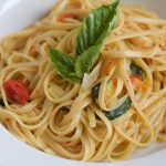 One Pot Pasta with Spinach and Basil + A Video!