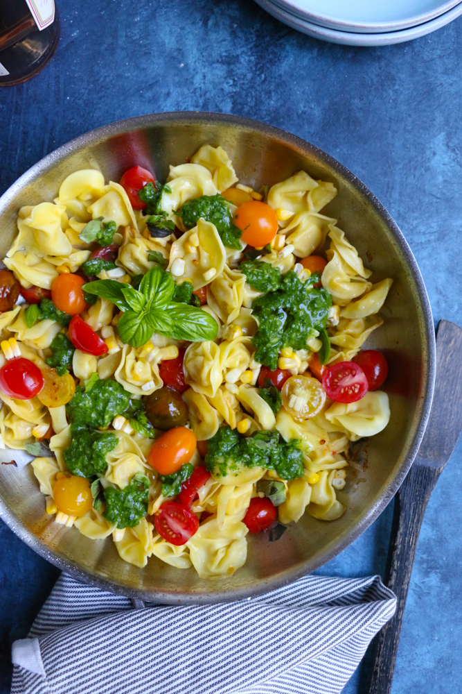 Summer Tortellini Pasta Salad + A Giveaway! • Hip Foodie Mom