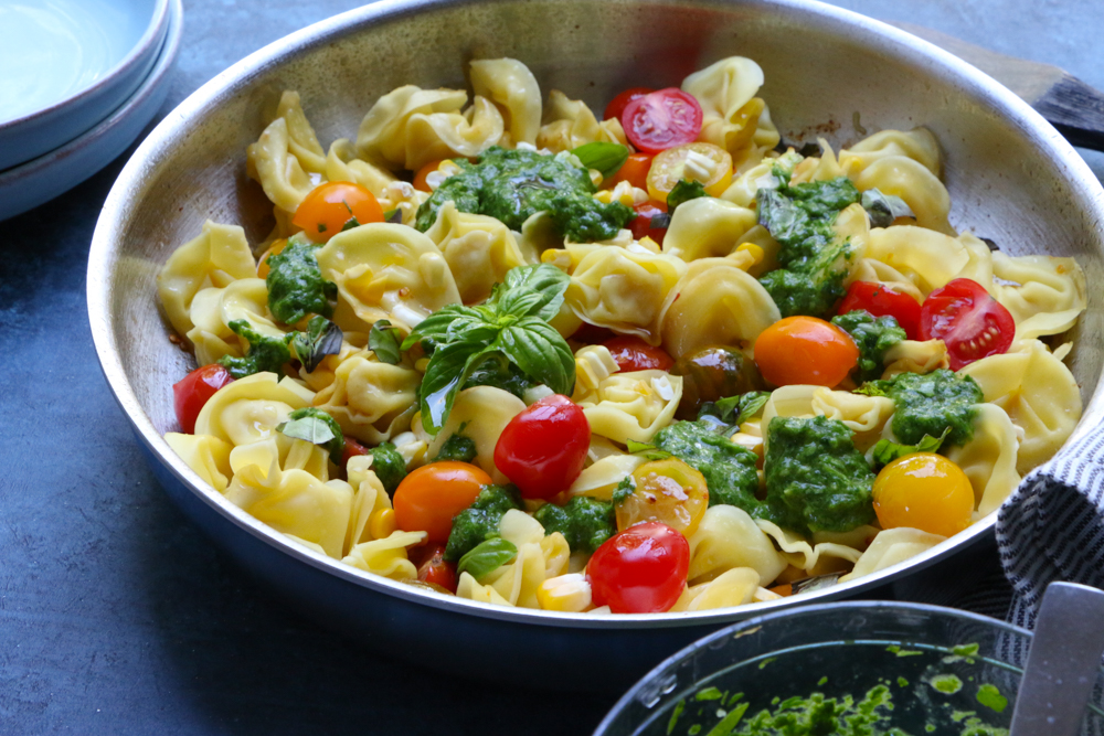 Summer Tortellini Pasta Salad + A Giveaway! • Hip Foodie Mom