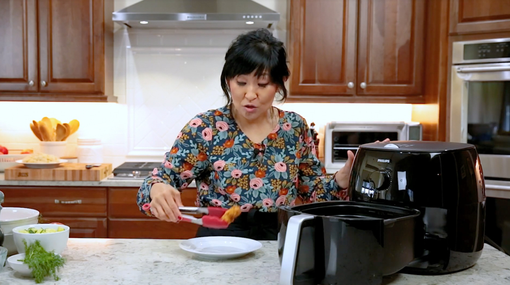With the Philips Airfryer XXL you can make deliciously healthy meals &ndash; cut the fat and not the flavor. Plus, the kids really enjoyed getting to cook with us! For the full video and to learn more, visit HipFoodieMom.com. #ad #RealTasty @philipshomelivingna