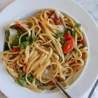 Easy Weeknight Pasta! Throw everything into one pot and within 10 to 12 minutes, you have dinner! Can't get any easier than that!