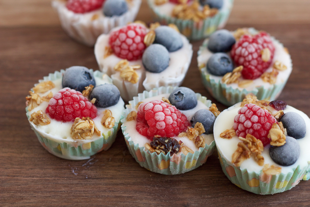 25 After School Snack Recipes! From apple donuts to energy bites to mini pizza bites, I've got you covered! You're sure to find some great after school snack ideas for your kids and teens here!&nbsp;
