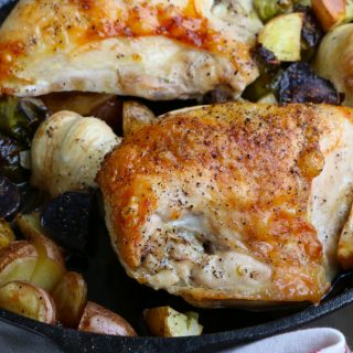 Skillet Roast Chicken with brussels sprouts and fingerling potatoes! So delicious and so easy to make! The perfect dinner!