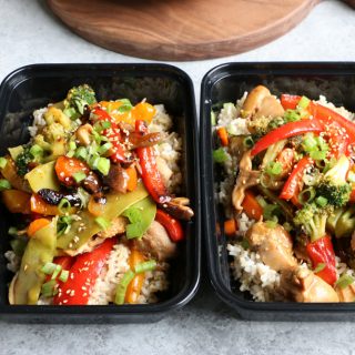 Chicken and Broccoli Stir Fry in meal prep containers