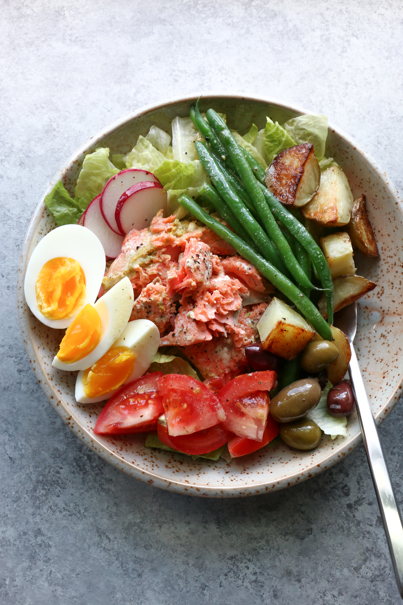 salmon nicoise salad