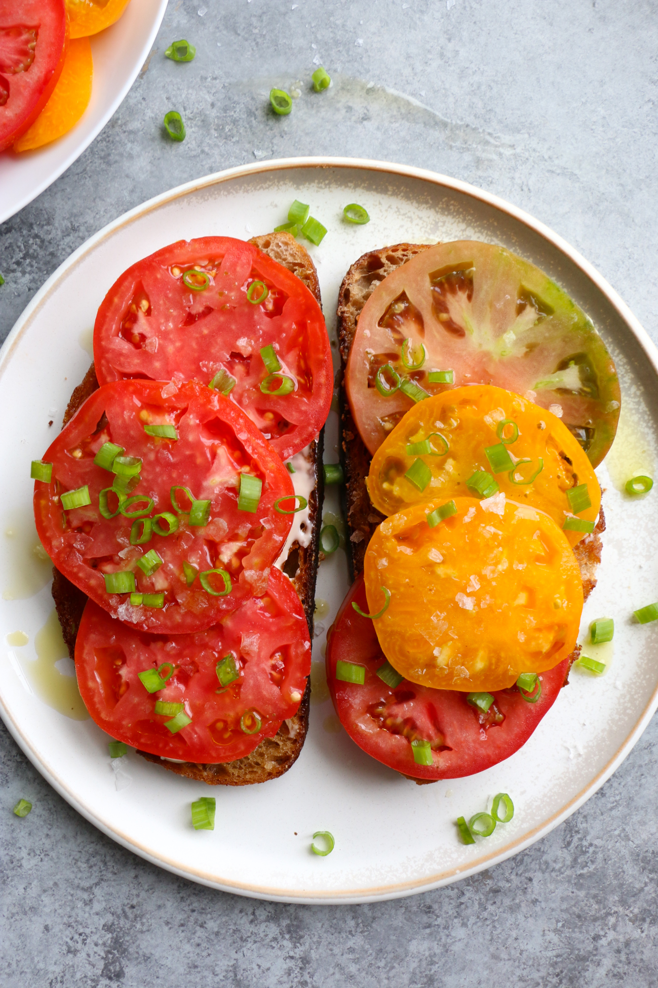 tomato sandwich
