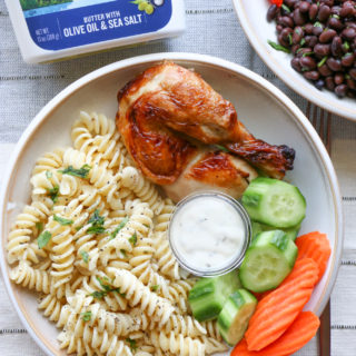 Customizable lunch bowls!! Just in time for the school year. I’m showing two of our favorite lunch bowls: a cilantro lime rice with black beans and a buttery pasta with rotisserie chicken. So good! We hope you give these a try.