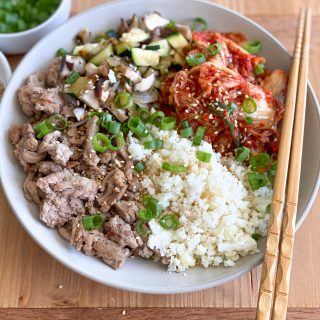 Cauliflower Rice Bowl with Ground Turkey and Vegetables. These are so delicious and perfect if you like to prep meals for the week! 