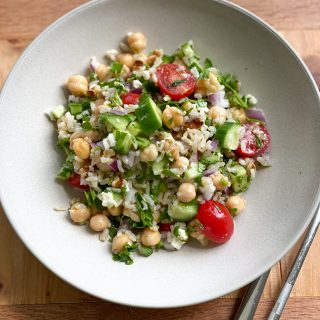 Jennifer Aniston Salad! This is the salad Jennifer made and ate on the set of Friends for 10 years! Bulgur, cucumbers, chickpeas and more!